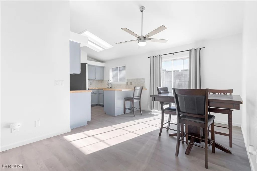 823 Crabapple, Henderson, NV 89002