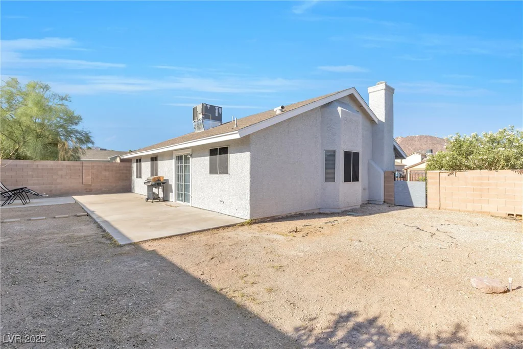 823 Crabapple, Henderson, NV 89002