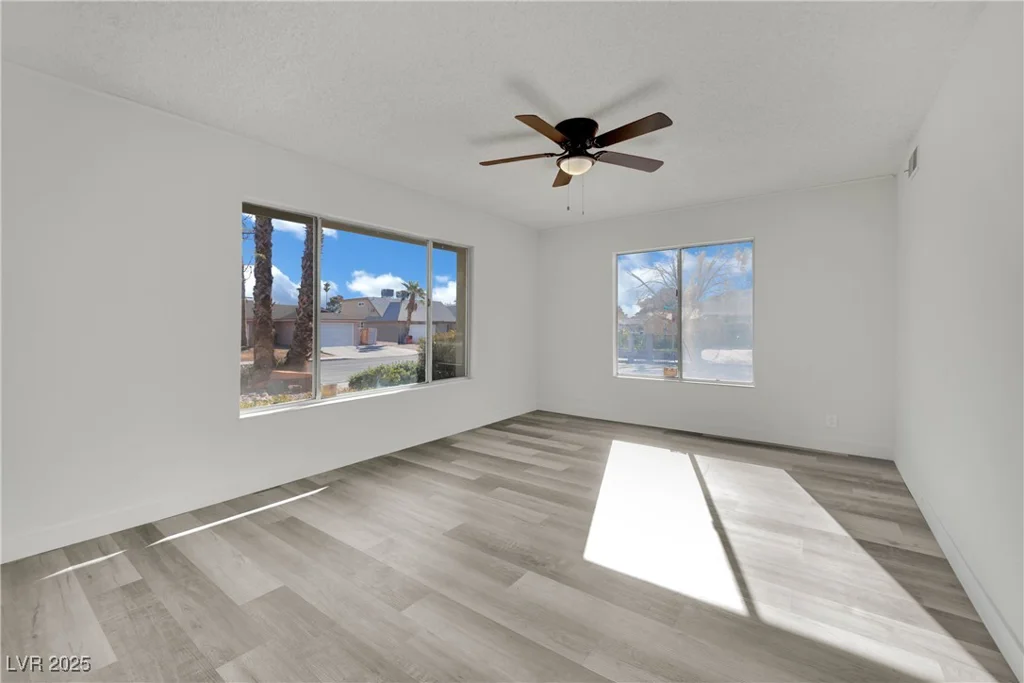 4623 Kearney, Las Vegas, NV 89147