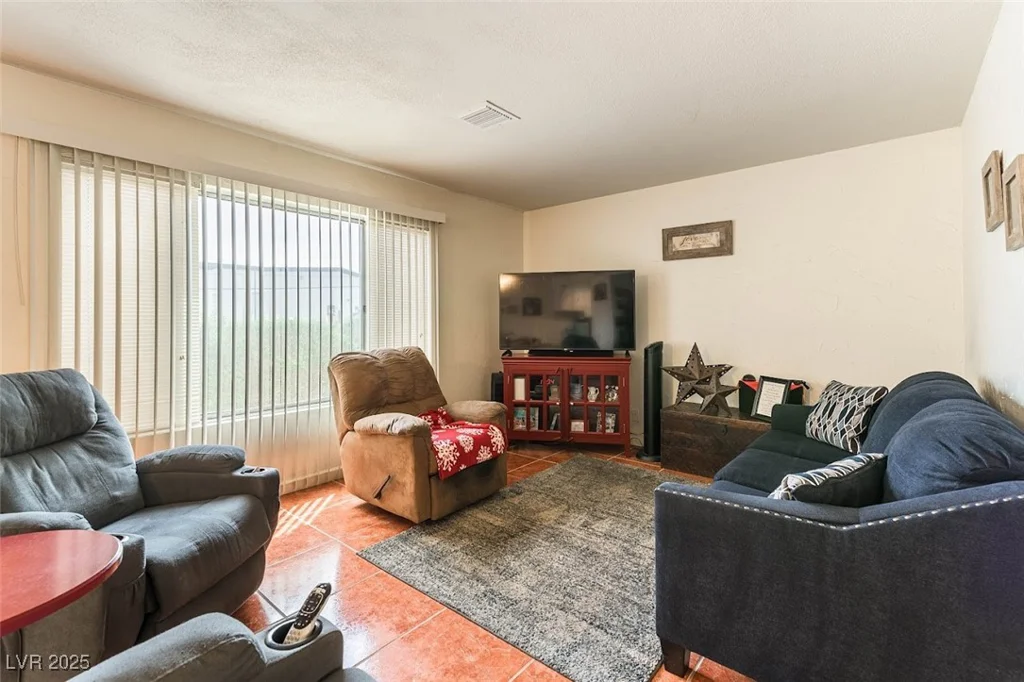 555 Rene, Henderson, NV 89015