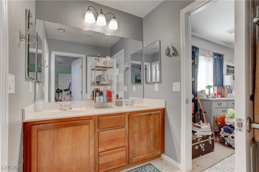 10422 Prairie Mountain, Las Vegas, NV 89166