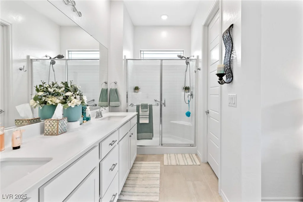 916 Belleforte, Las Vegas, NV 89138