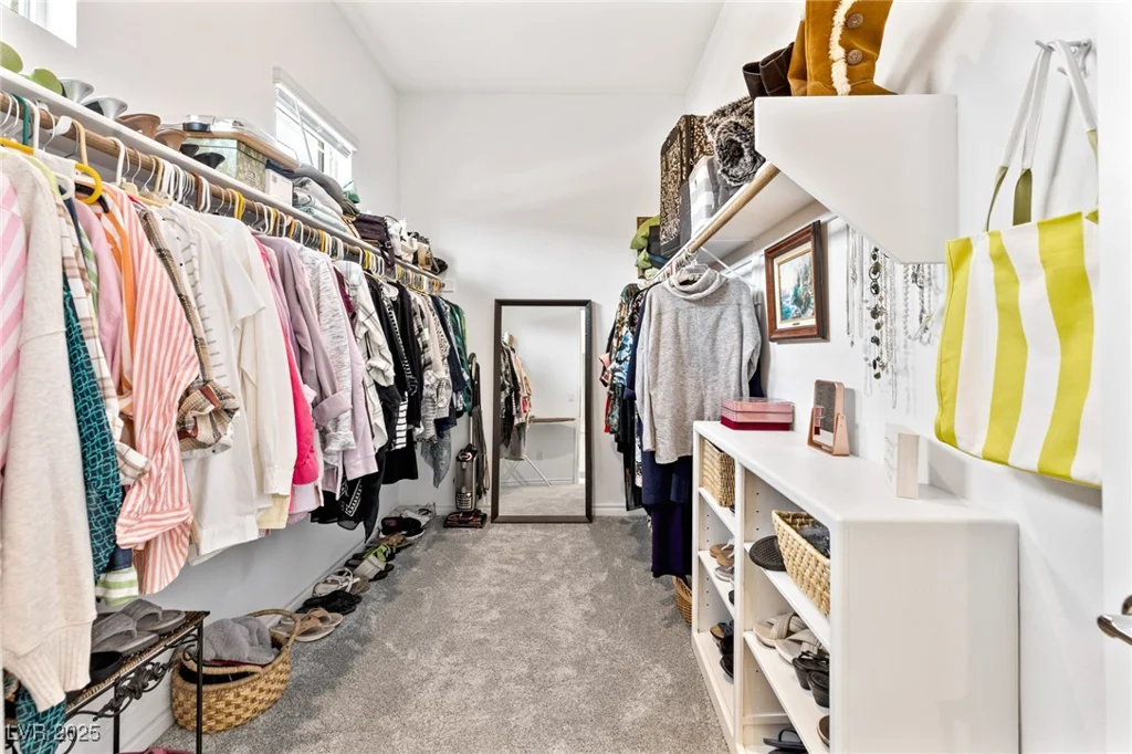 916 Belleforte, Las Vegas, NV 89138