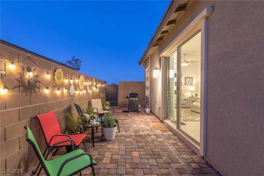 916 Belleforte, Las Vegas, NV 89138