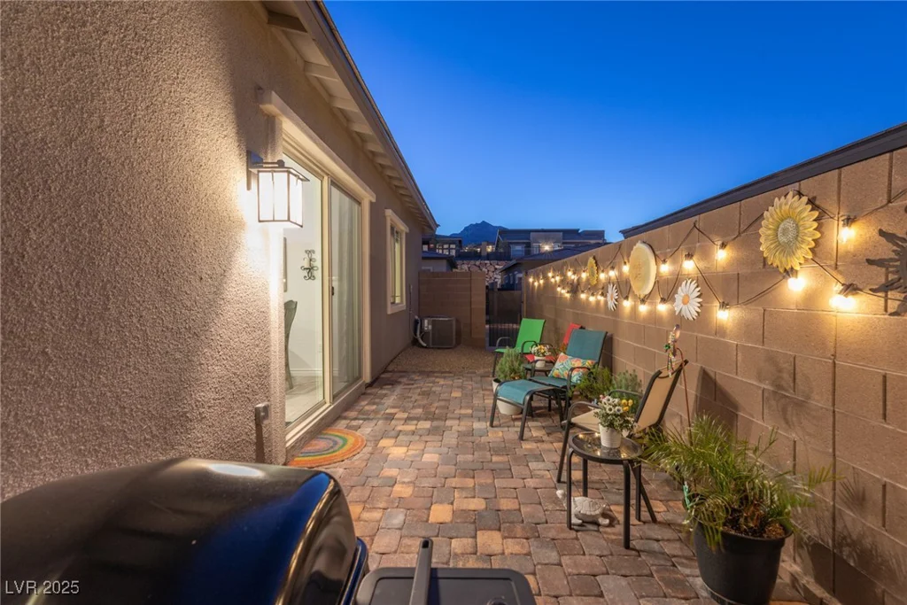 916 Belleforte, Las Vegas, NV 89138