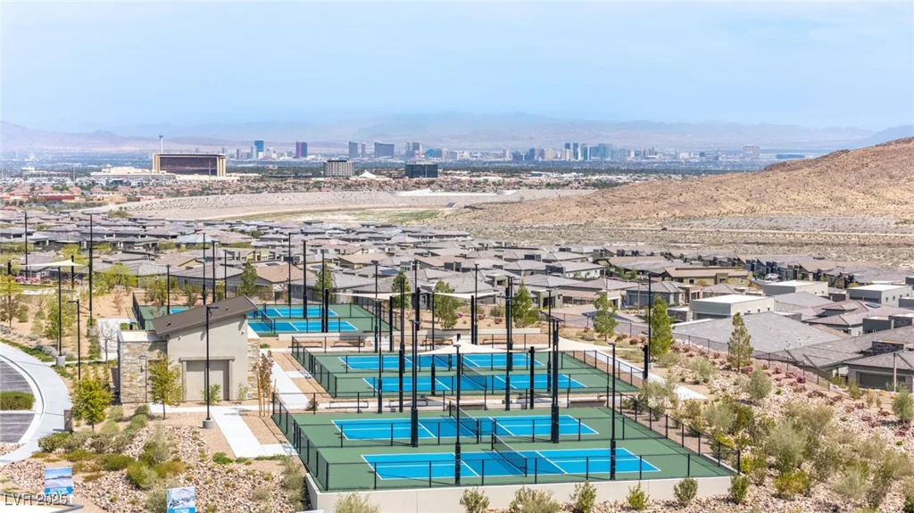 916 Belleforte, Las Vegas, NV 89138