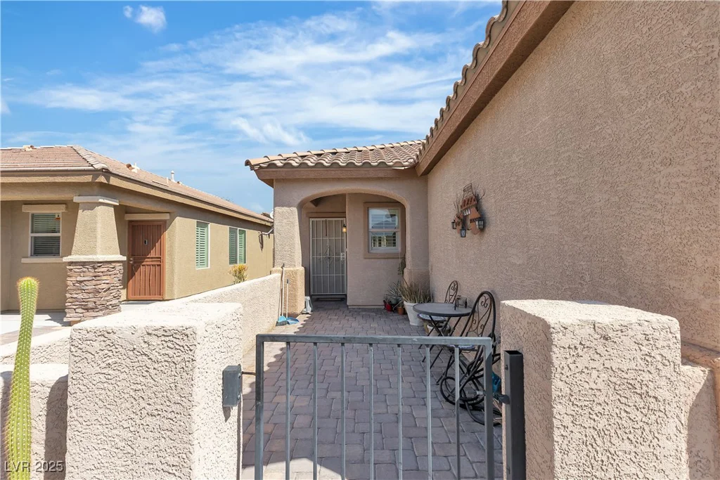 6160 Majestic Wind, Las Vegas, NV 89122