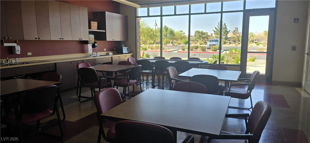 6160 Majestic Wind, Las Vegas, NV 89122