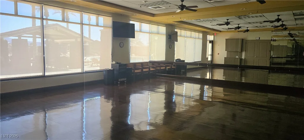 6160 Majestic Wind, Las Vegas, NV 89122