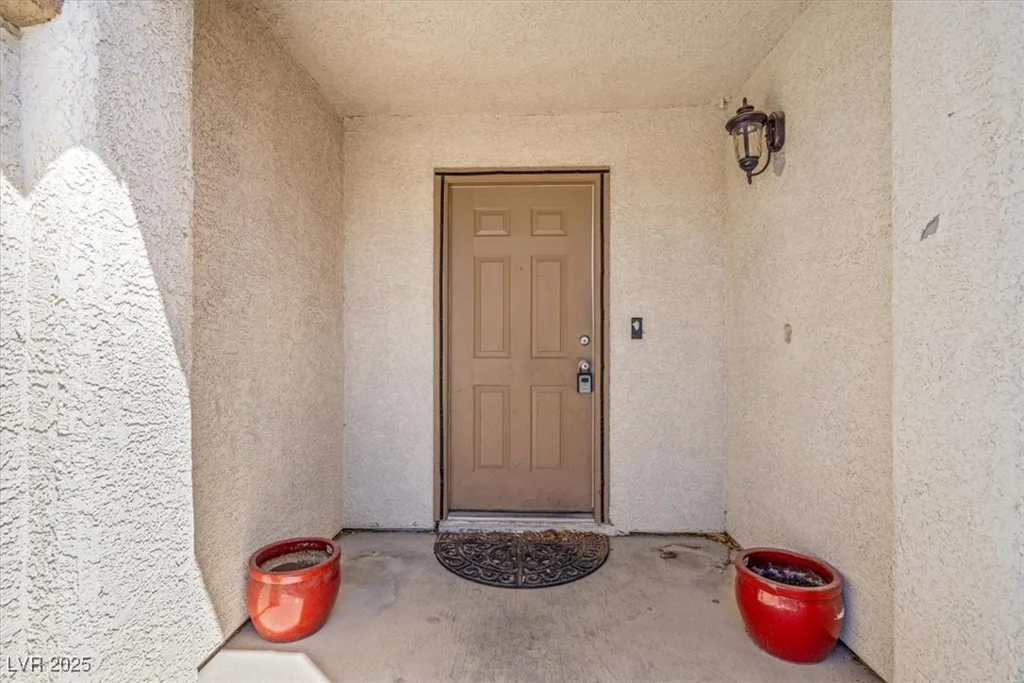 5224 Red Vine, North Las Vegas, NV 89031