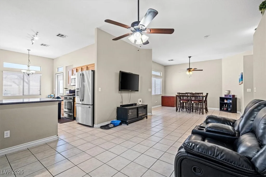 5224 Red Vine, North Las Vegas, NV 89031