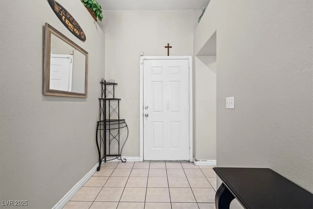 5224 Red Vine, North Las Vegas, NV 89031