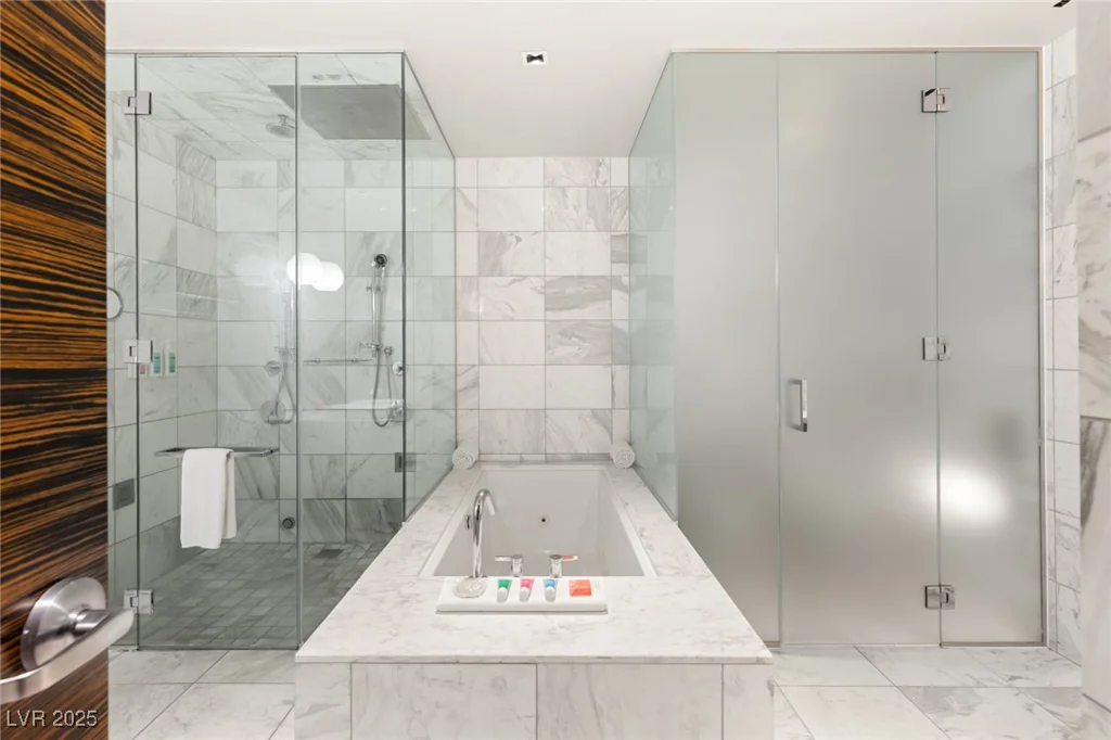 4381 FLAMINGO, Las Vegas, NV 89103