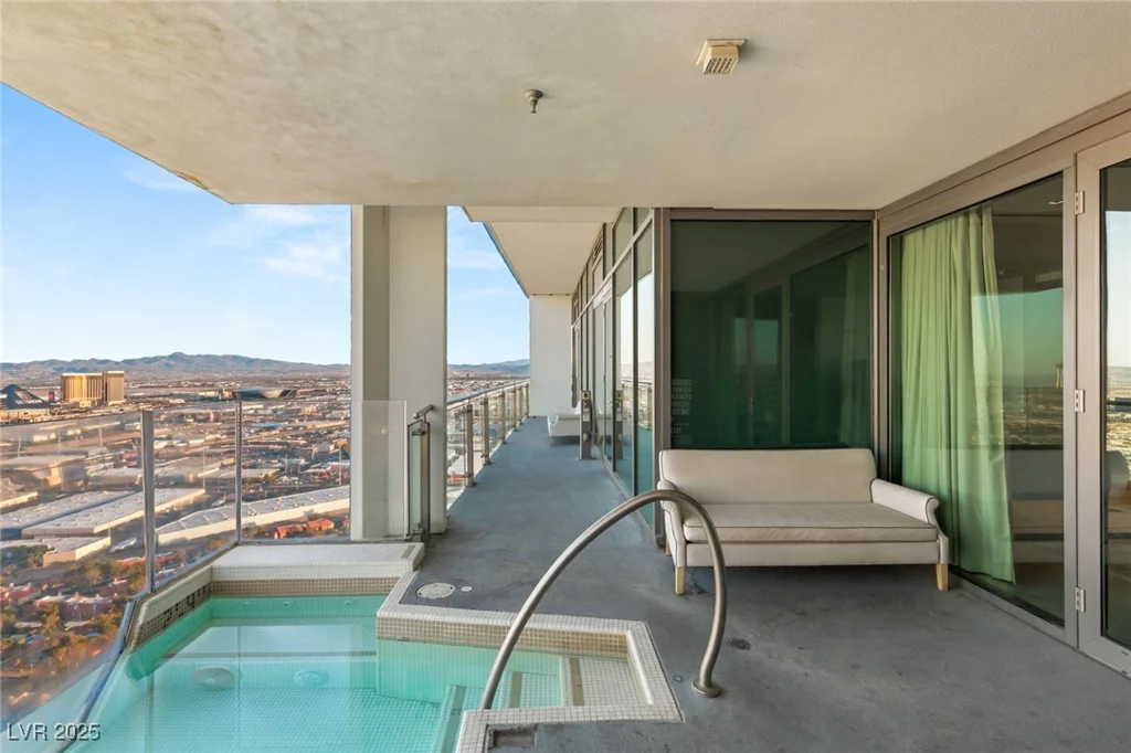 4381 FLAMINGO, Las Vegas, NV 89103