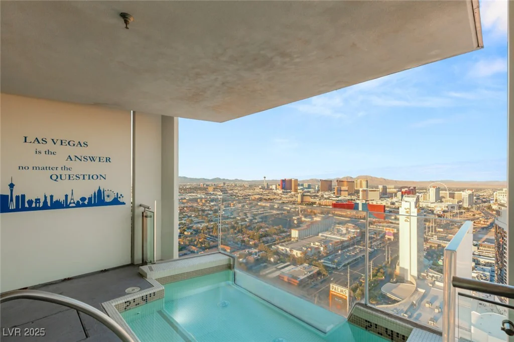 4381 FLAMINGO, Las Vegas, NV 89103