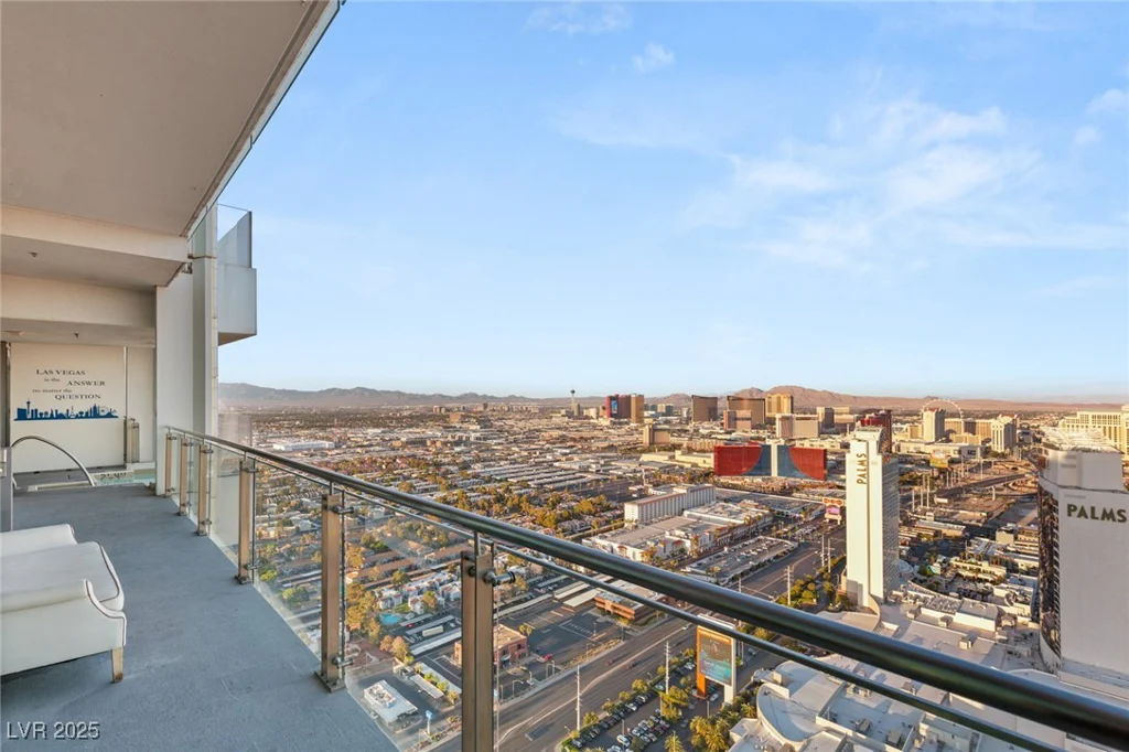 4381 FLAMINGO, Las Vegas, NV 89103