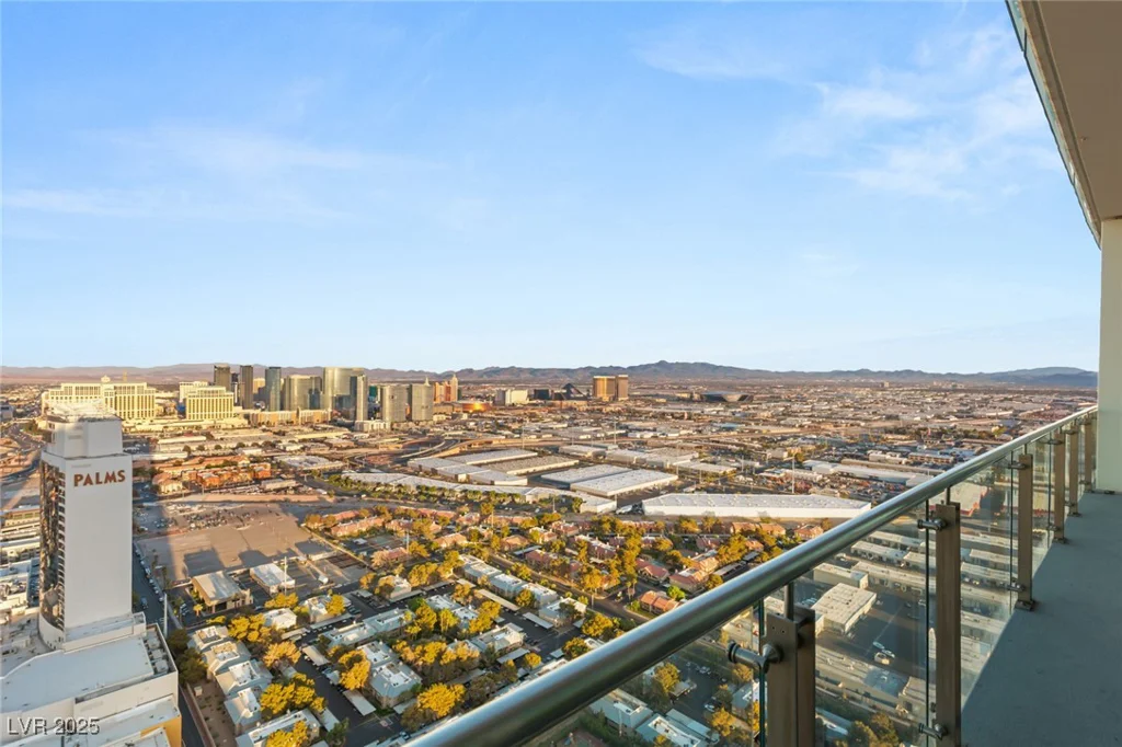 4381 FLAMINGO, Las Vegas, NV 89103