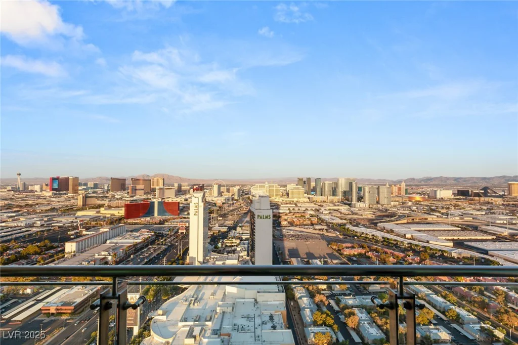 4381 FLAMINGO, Las Vegas, NV 89103