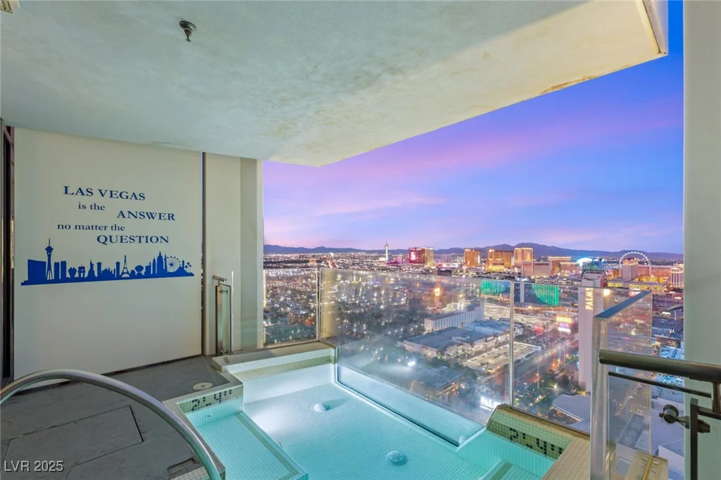 4381 FLAMINGO, Las Vegas, NV 89103