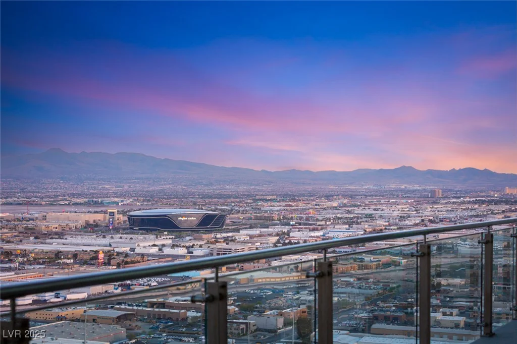 4381 FLAMINGO, Las Vegas, NV 89103