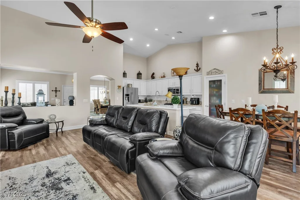 4624 Ventana Rey, North Las Vegas, NV 89081