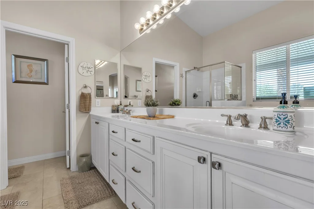 4624 Ventana Rey, North Las Vegas, NV 89081