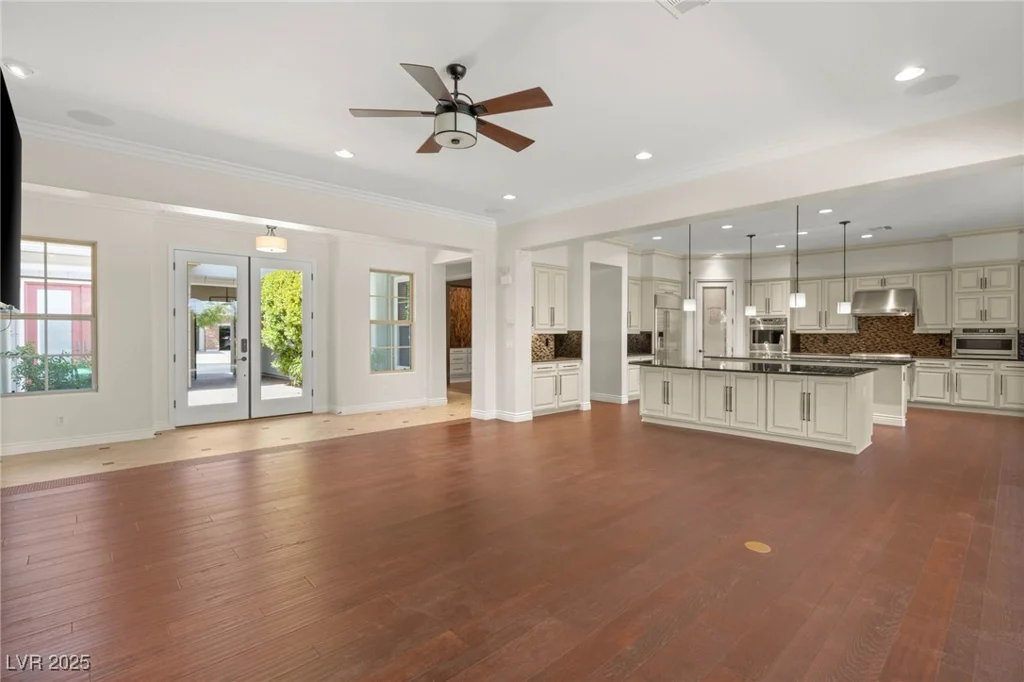 28 Tea Olive, Las Vegas, NV 89141