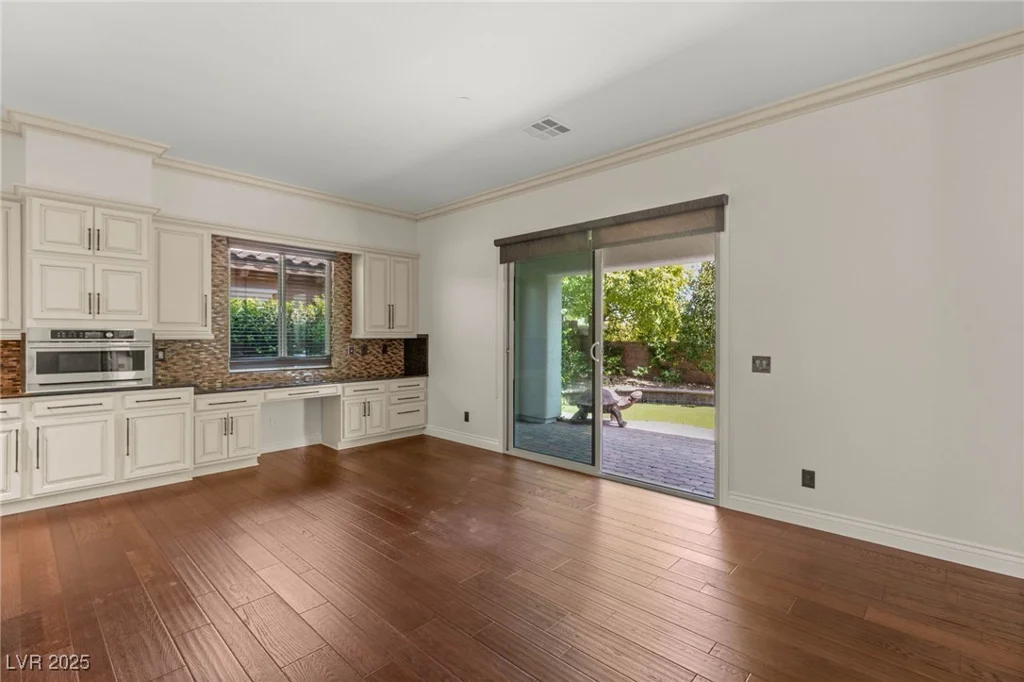 28 Tea Olive, Las Vegas, NV 89141