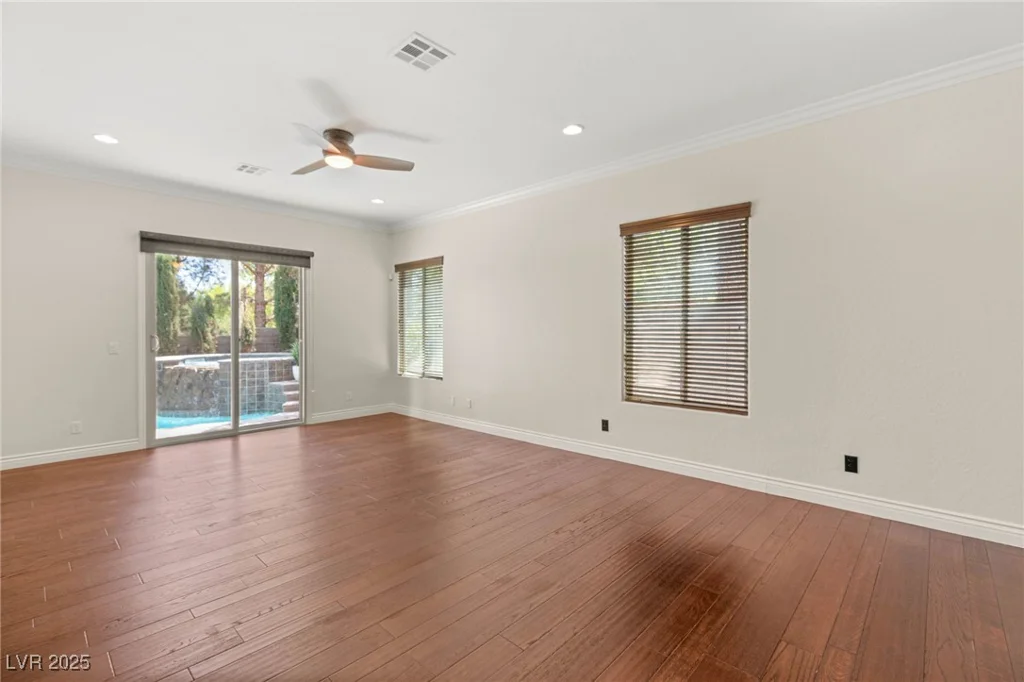 28 Tea Olive, Las Vegas, NV 89141
