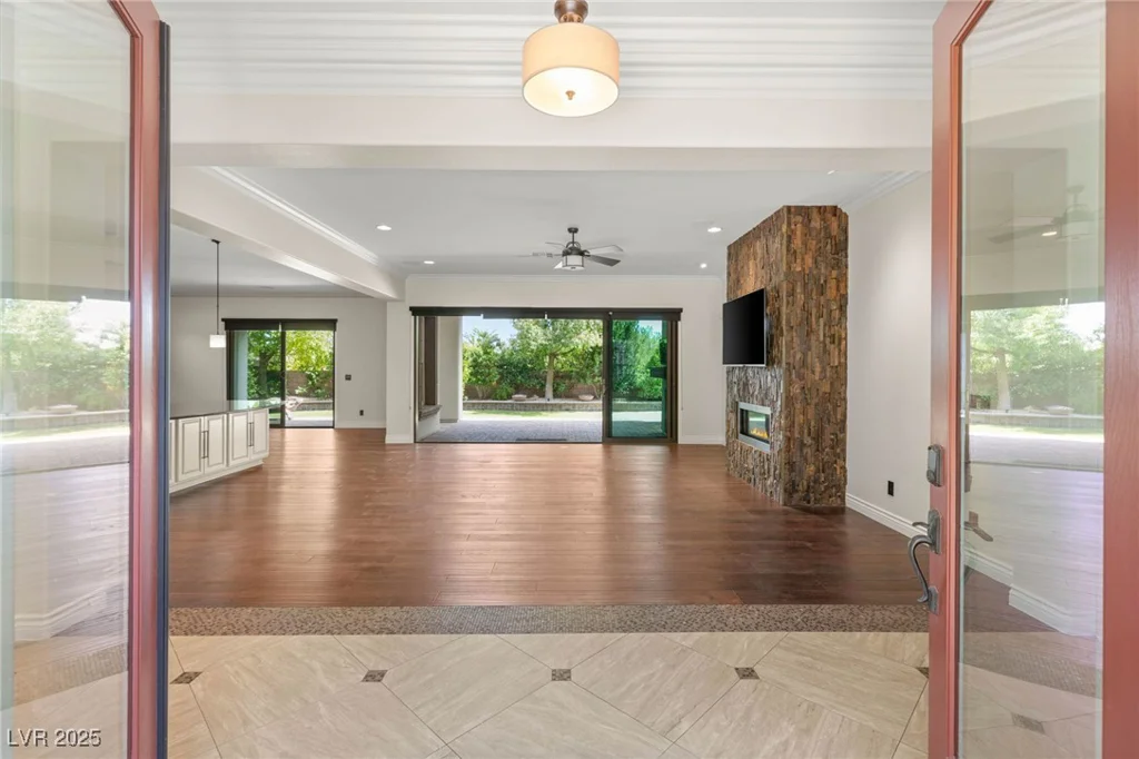 28 Tea Olive, Las Vegas, NV 89141