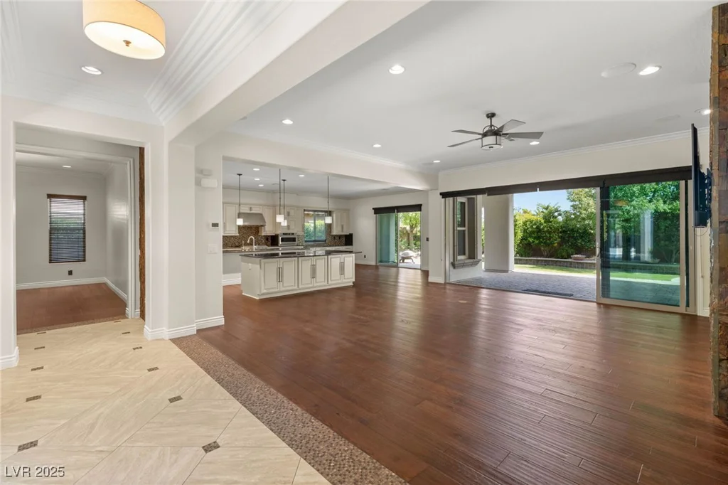 28 Tea Olive, Las Vegas, NV 89141