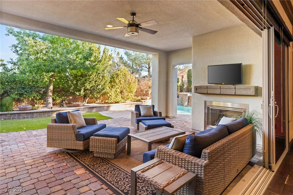 28 Tea Olive, Las Vegas, NV 89141