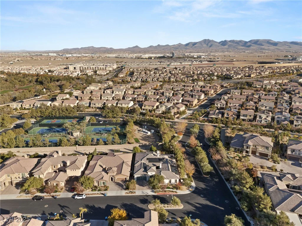 28 Tea Olive, Las Vegas, NV 89141