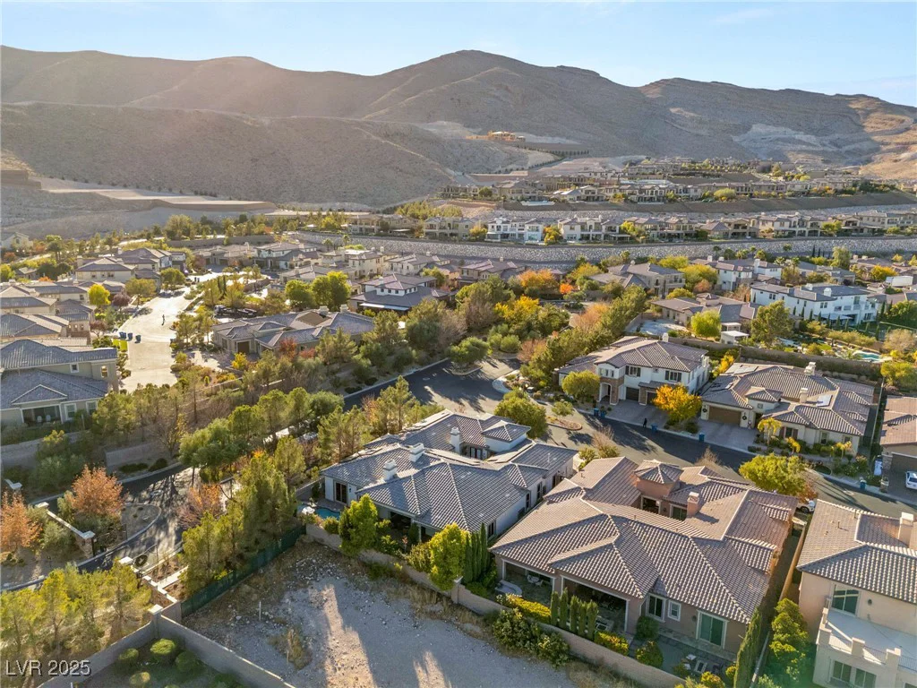 28 Tea Olive, Las Vegas, NV 89141