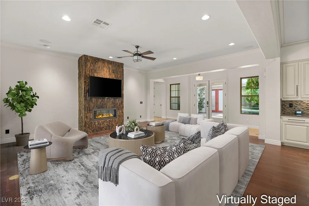 28 Tea Olive, Las Vegas, NV 89141