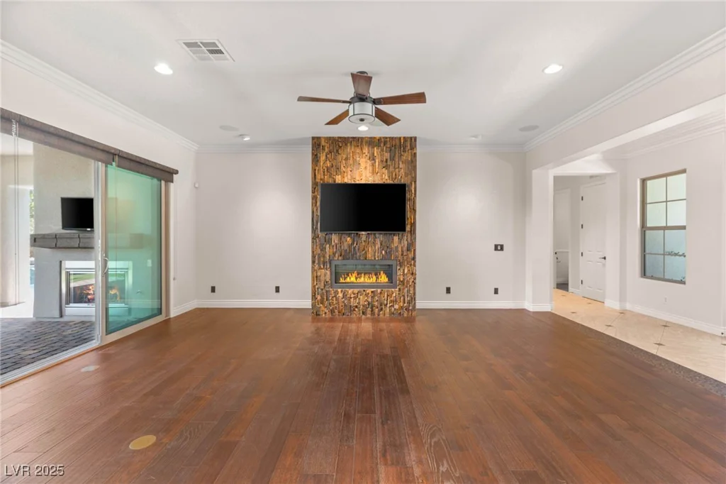 28 Tea Olive, Las Vegas, NV 89141