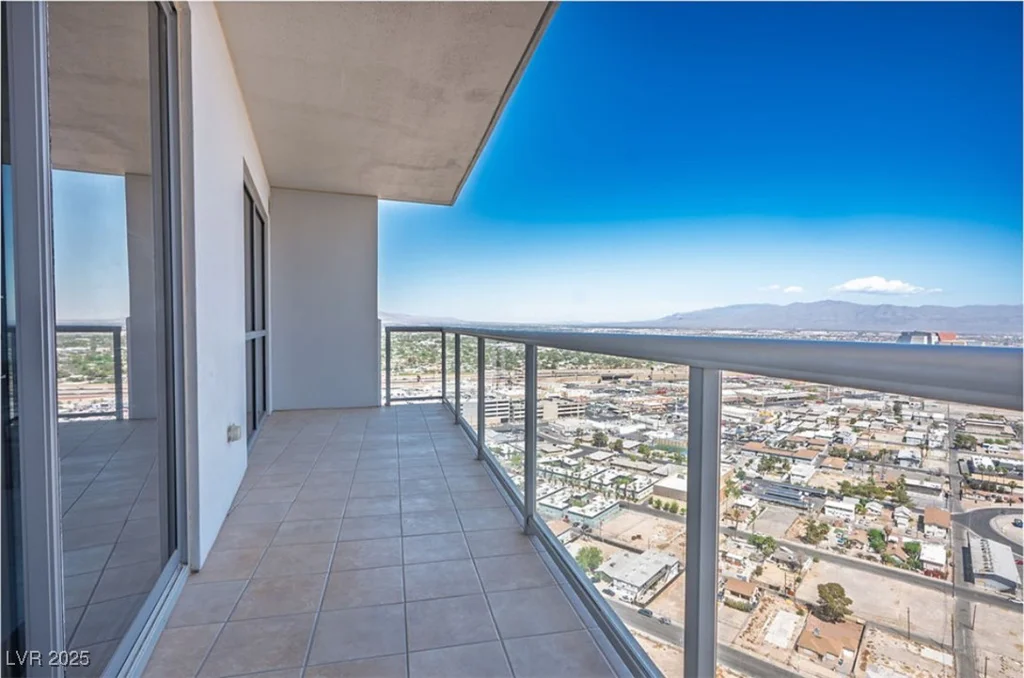 200 Sahara, Las Vegas, NV 89102