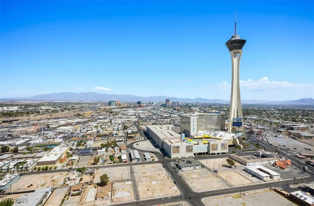 200 Sahara, Las Vegas, NV 89102