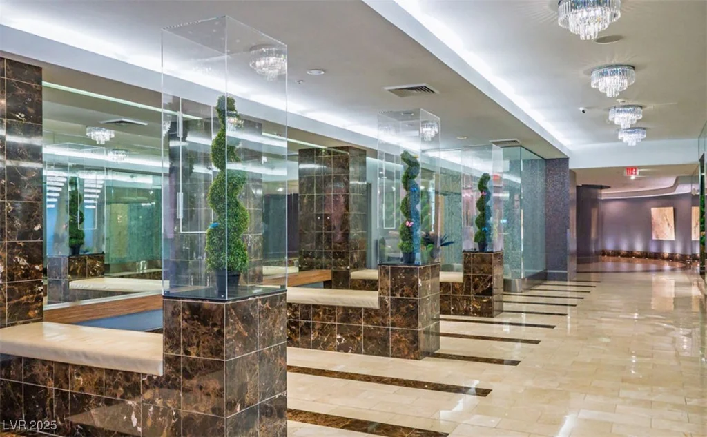 200 Sahara, Las Vegas, NV 89102