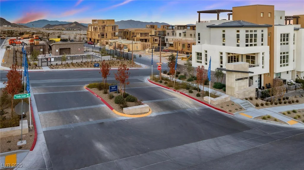 654 Agate Bridge, Las Vegas, NV 89138