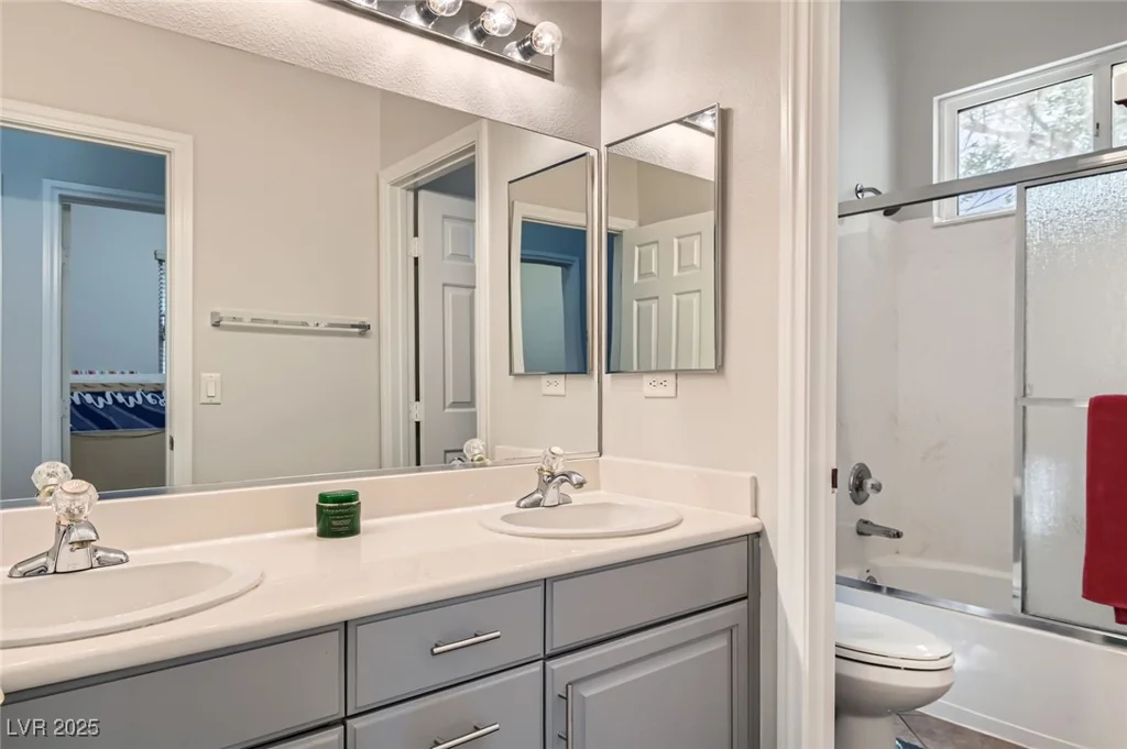 7812 Galloping Hills, Las Vegas, NV 89113