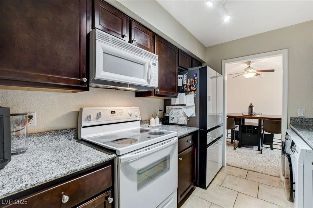 2879 Geary, Las Vegas, NV 89109