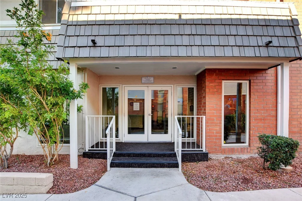 2879 Geary, Las Vegas, NV 89109