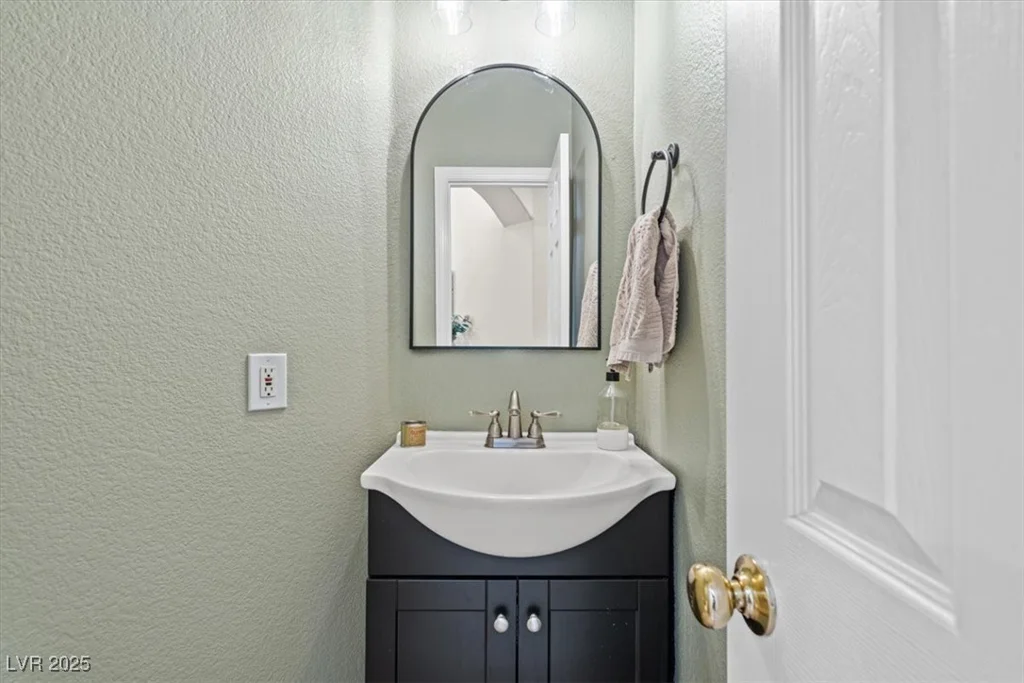 235 Palmarosa, Henderson, NV 89015