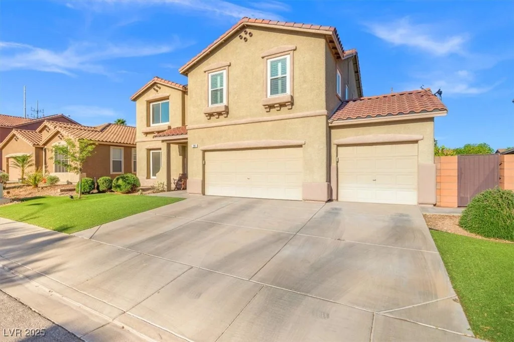 235 Palmarosa, Henderson, NV 89015