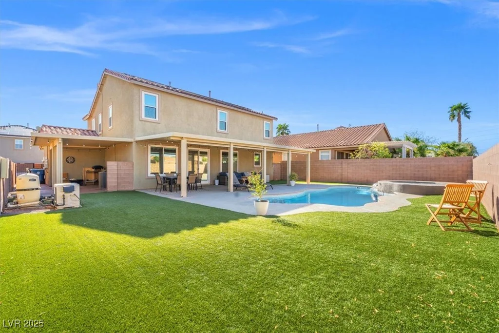 235 Palmarosa, Henderson, NV 89015