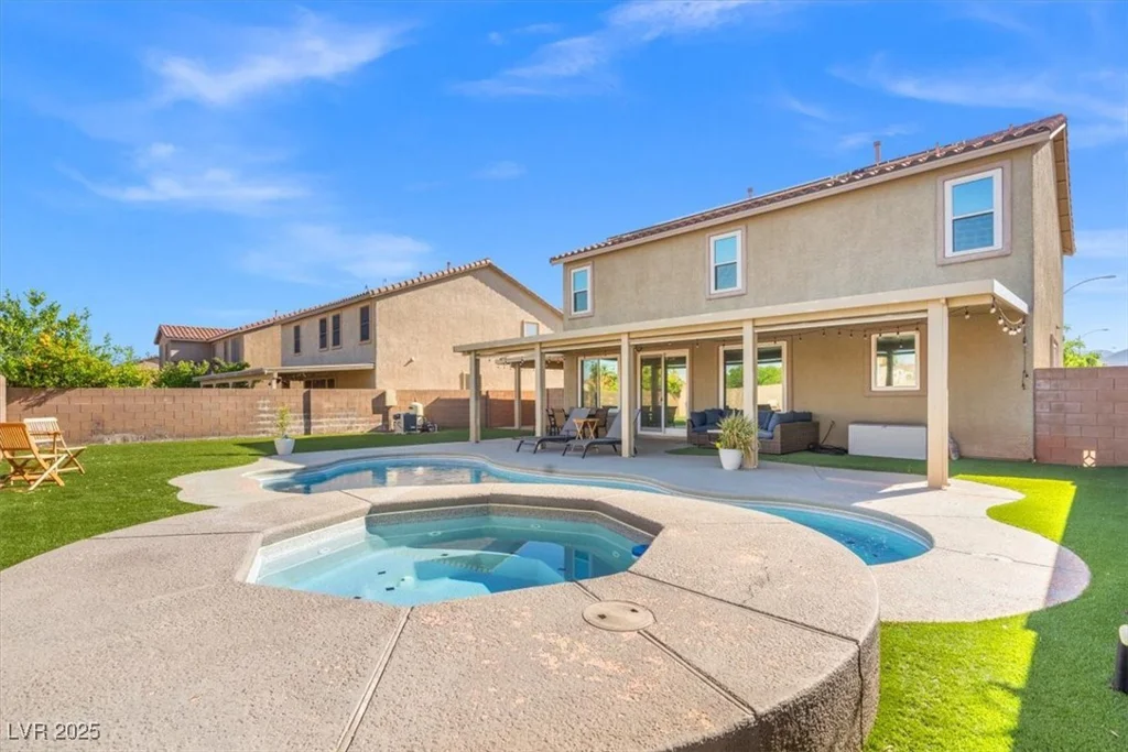 235 Palmarosa, Henderson, NV 89015