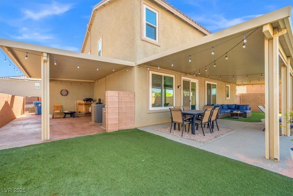 235 Palmarosa, Henderson, NV 89015