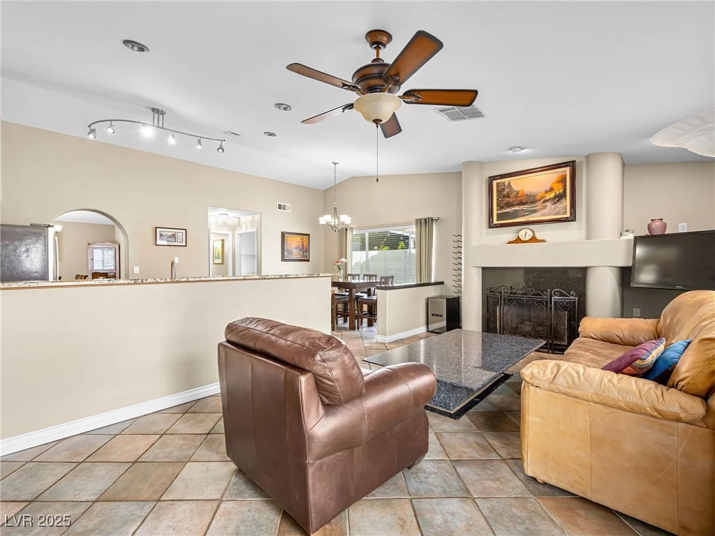 2212 Marble Gorge, Las Vegas, NV 89117