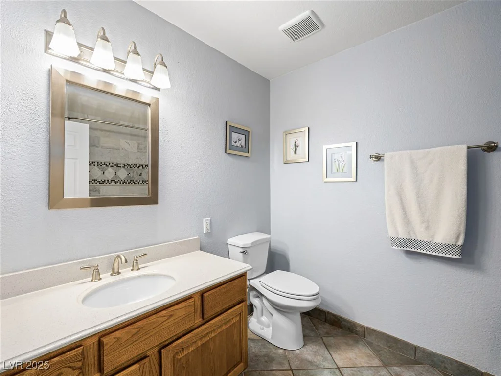 2212 Marble Gorge, Las Vegas, NV 89117